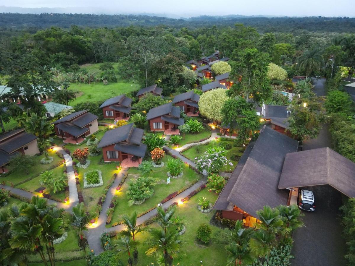 Hotel El Silencio Del Campo La Fortuna Exterior photo