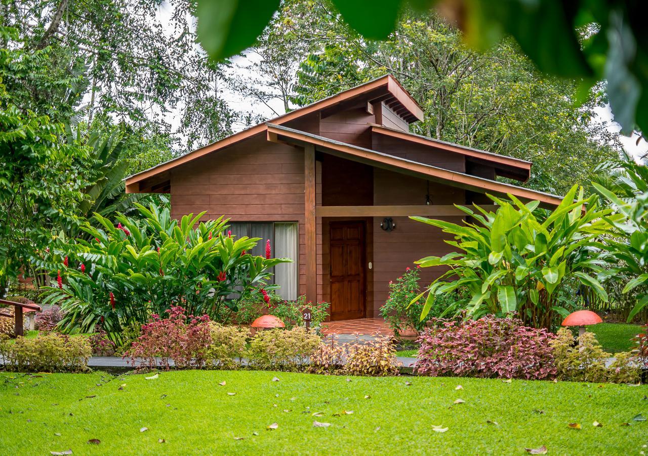 Hotel El Silencio Del Campo La Fortuna Exterior photo