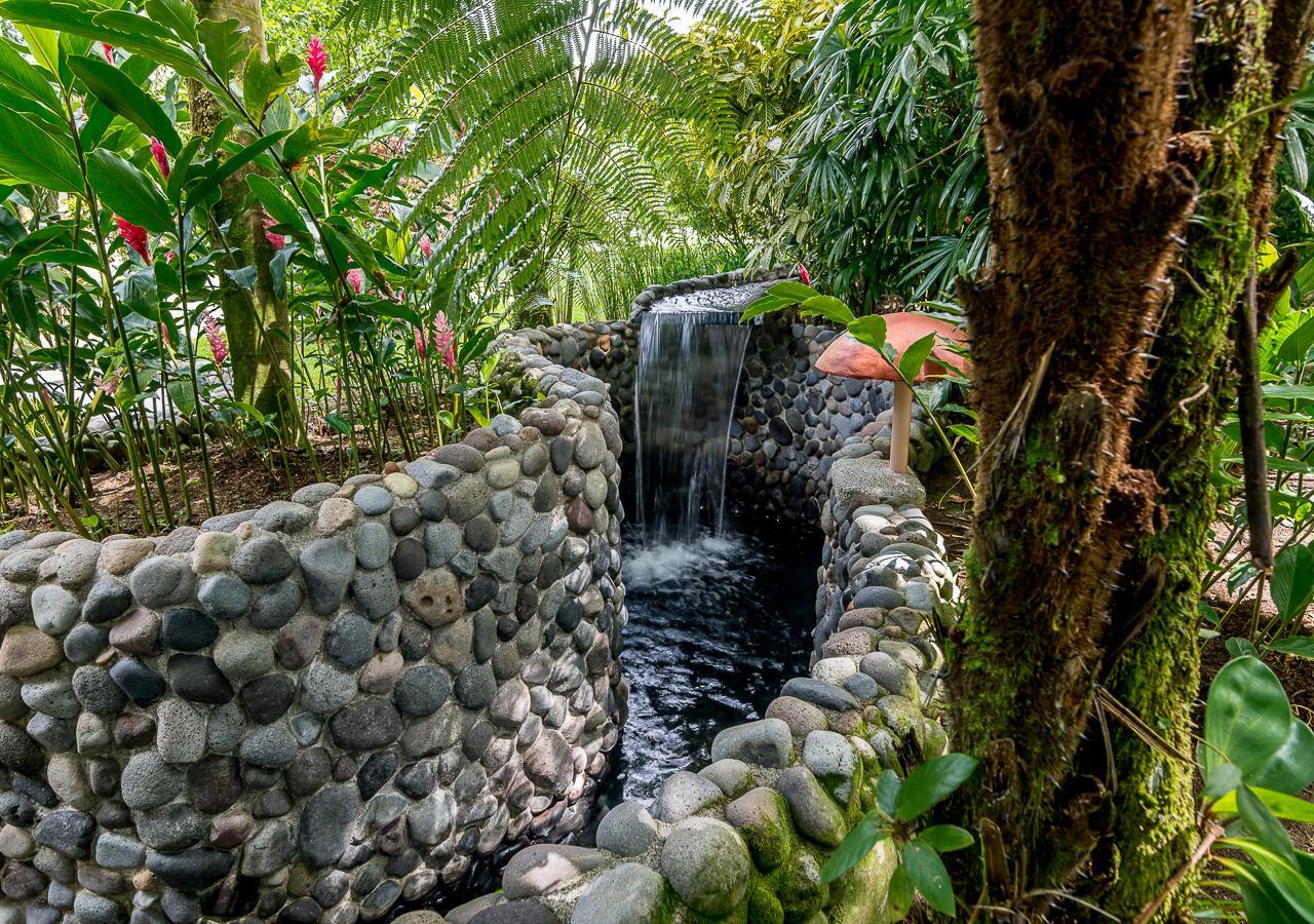 Hotel El Silencio Del Campo La Fortuna Exterior photo